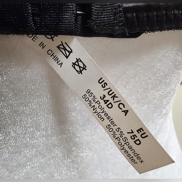 Gorgeous Black Lace Demi Cup Bra Size 34D ♥︎ Underwire Bra ♥︎ - Picture 9 of 11